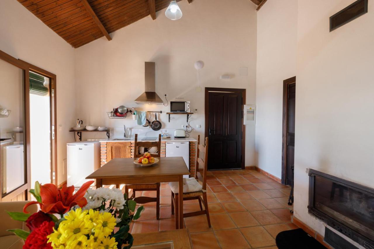 Cortijo Sancardo Guest House Lujar ภายนอก รูปภาพ